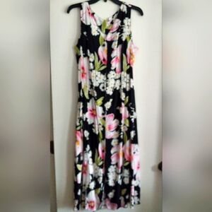 Floral Sleeveless Maxi Dress - Black and Pink